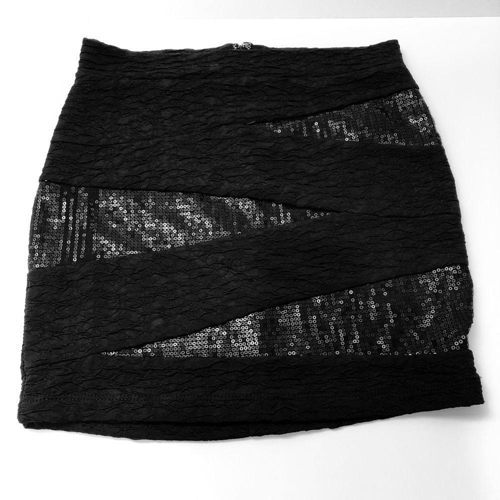 Black skirt